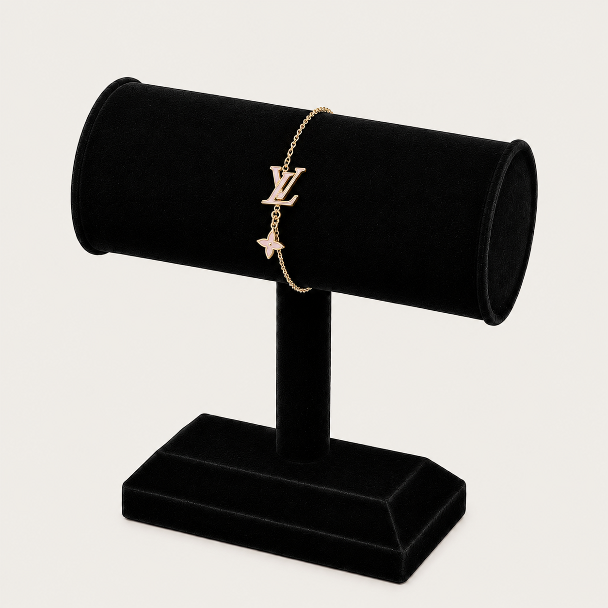 LV armband