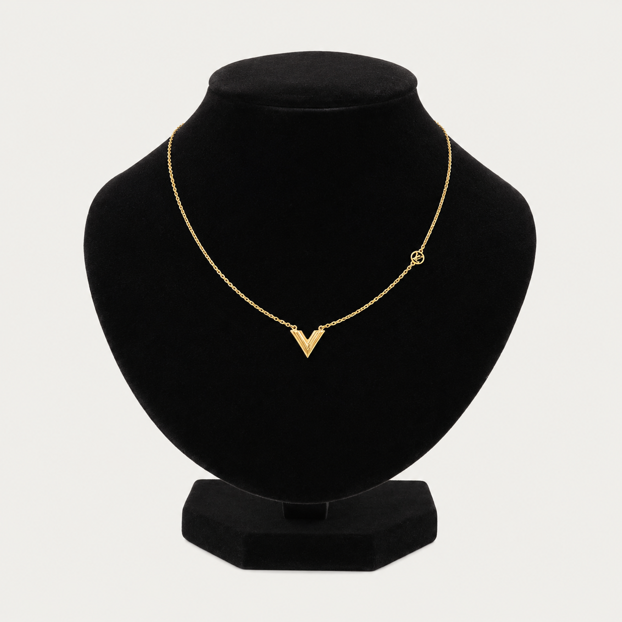 V Halsband