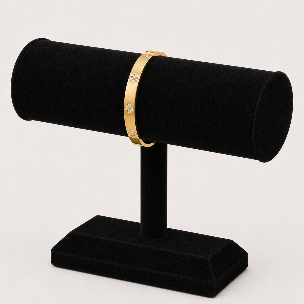 Love armband